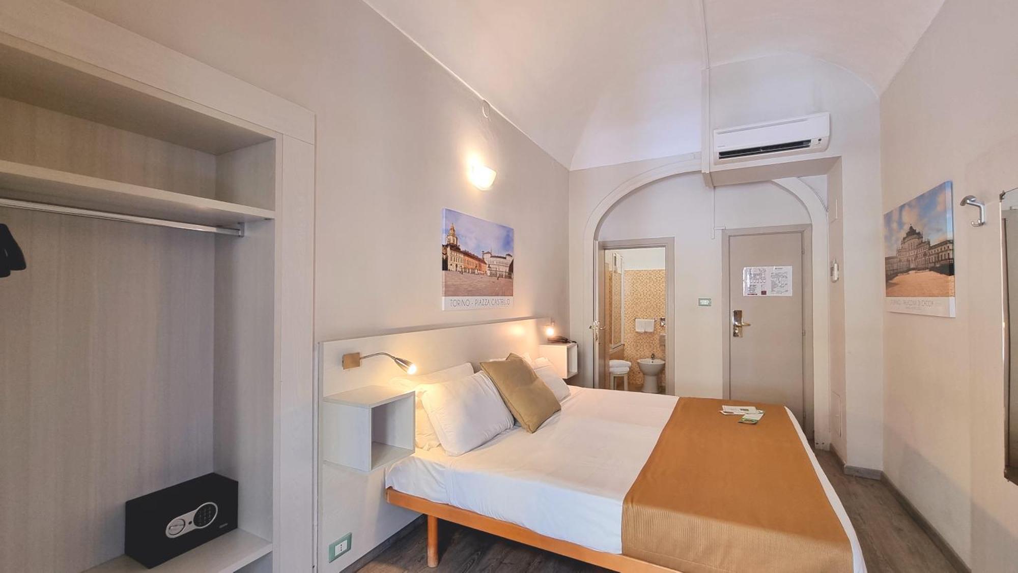Green Class Hotel Astoria Turin Bilik gambar