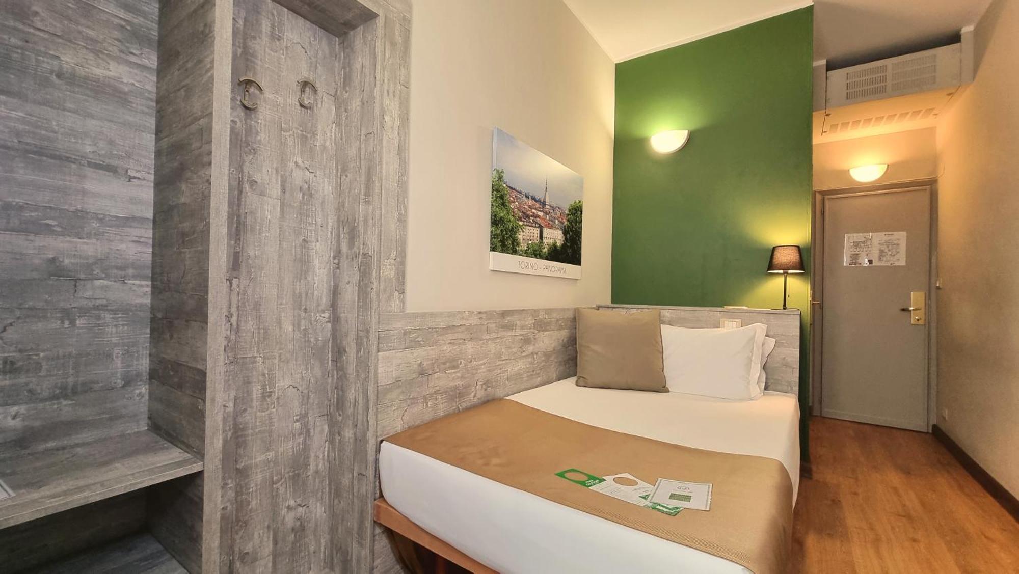 Green Class Hotel Astoria Turin Bilik gambar